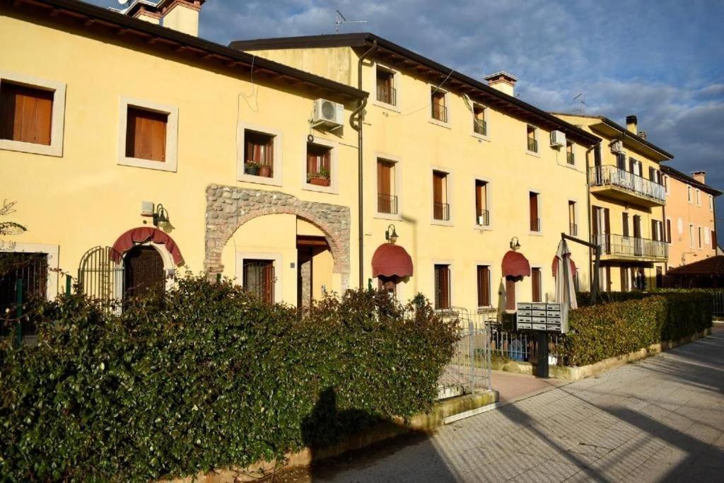Casa Giulia - Valeggio Sul Mincio Apartman Kültér fotó